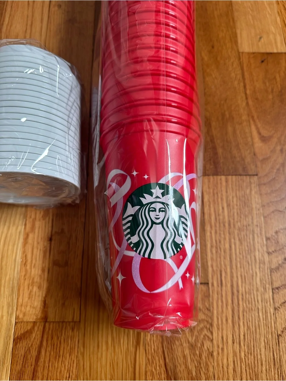 Starbucks 2021 Red Holiday Plastic Cups - 20 Pack 16oz